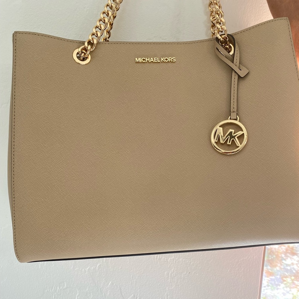 NWT shoulder bag Michael Kors